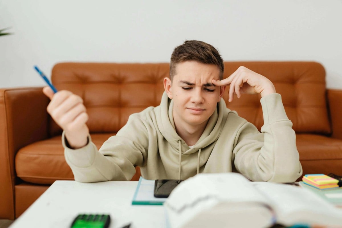 teen seeks trauma therapy and counseling for teens in Frisco, Texas for school stress