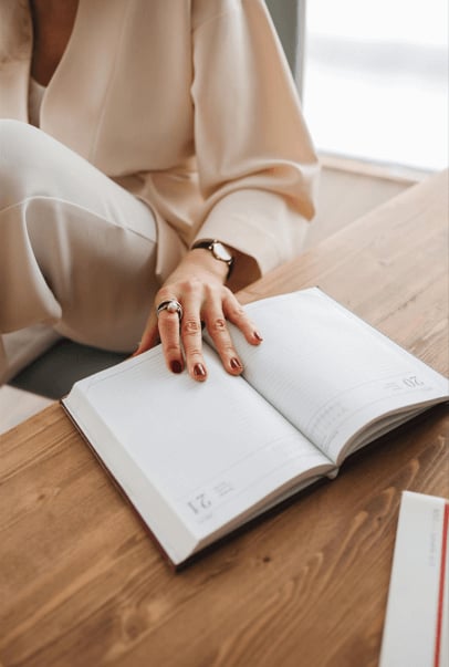 person getting in a routine in the new year after trauma therapy, counsleing for teens, postpartum support, PTSD therapy or EMDR at Counseling and Nature Therapy Center in Frisco, Texas